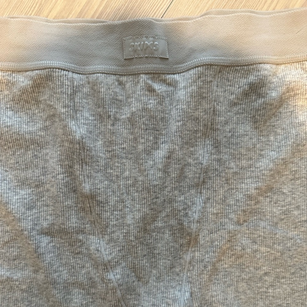 Skims leggings